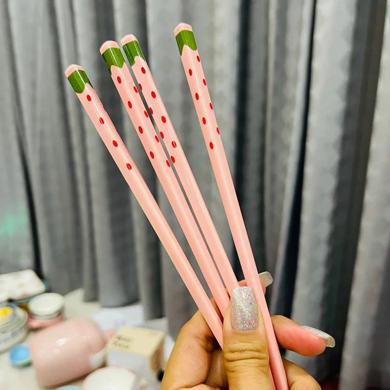 Đũa họa tiết xinh